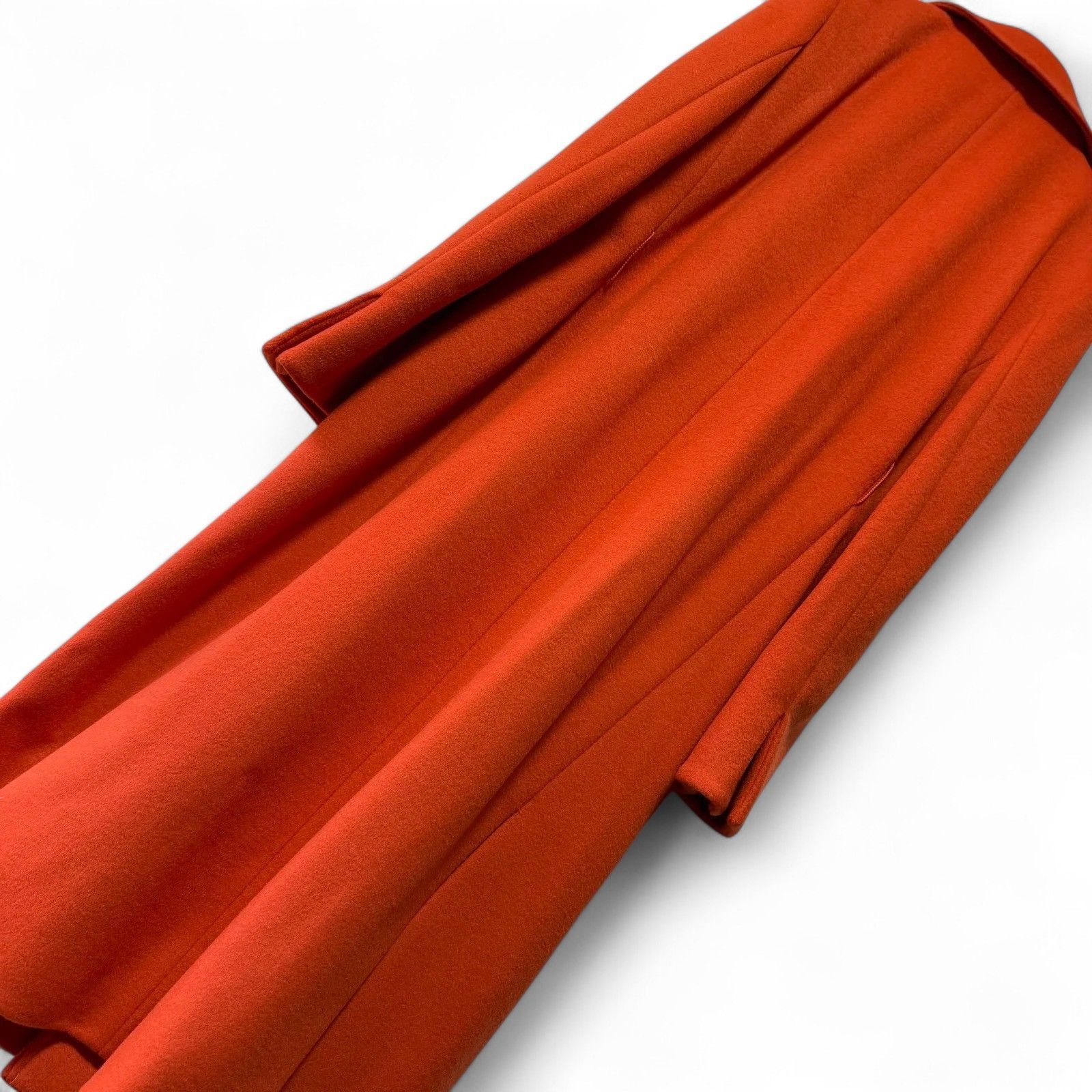 未使用に近い 滝沢カレンさん着用 現行MaxMara バージンウール100