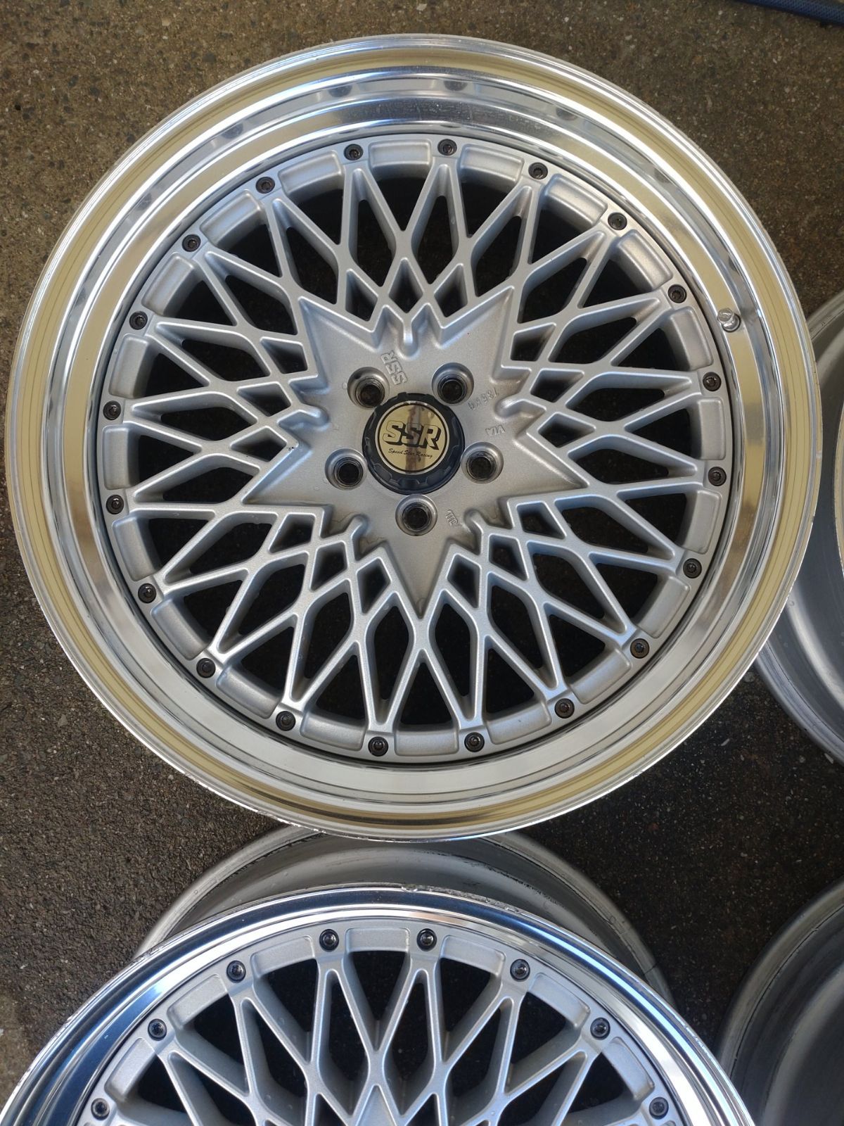 希少♪【ジャンク】SSR フォーミュラ メッシュ 19インチ 8.5J +43