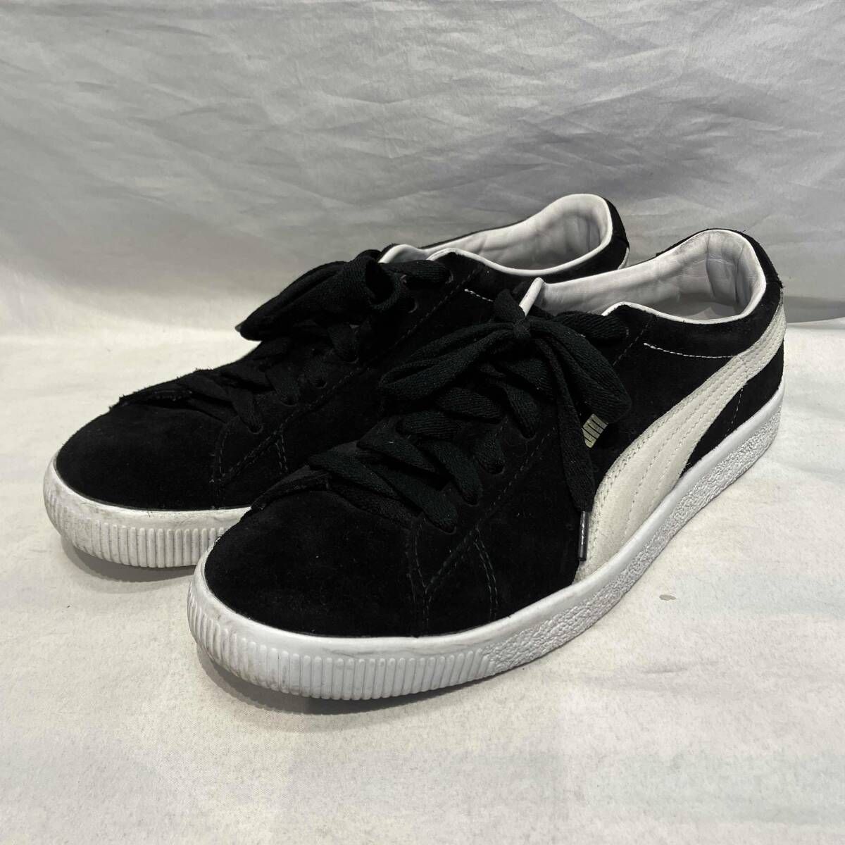 PUMA SUEDE VTG MII Black／White Sneaker size26.5 スウェード 