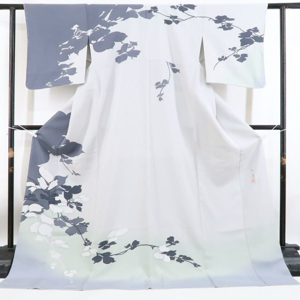 ❁tomihisa❁新品 丹下雄介 落款 着物 正絹 仕付け糸付“想像させる