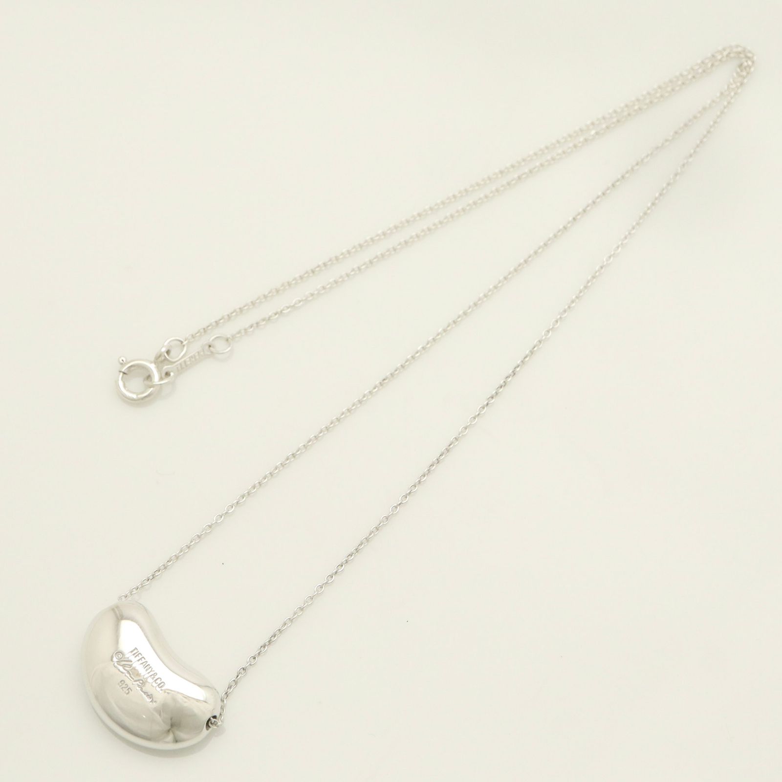 美品 ティファニー ビーンズ カフス ラージ エルサペレッティ シルバー 美品】ティファニー TIFFANY&Co. ラージ ビーン エルサペレッティ