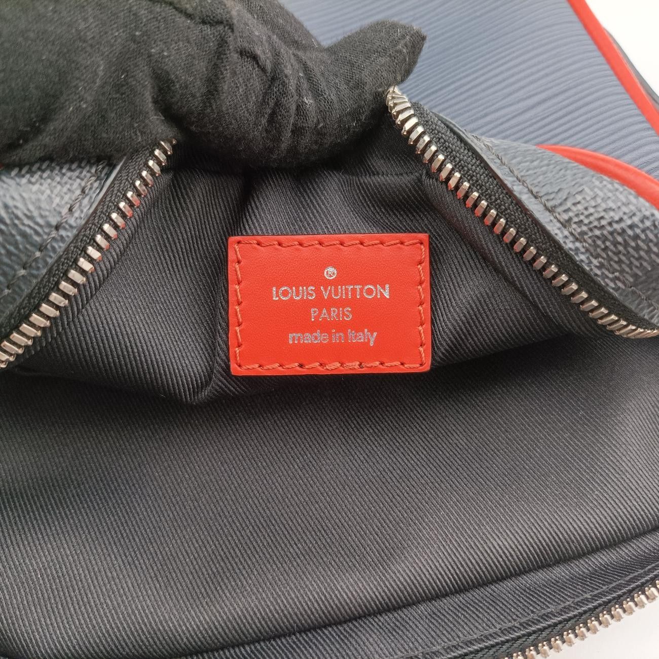 希少　美品✨　ルイヴィトン ダヌーブスリム カメラバッグ エピ ダミエ ネイビー 希少 美品✨ ルイヴィトン ダヌーブスリム カメラバッグ エピ ダミエ