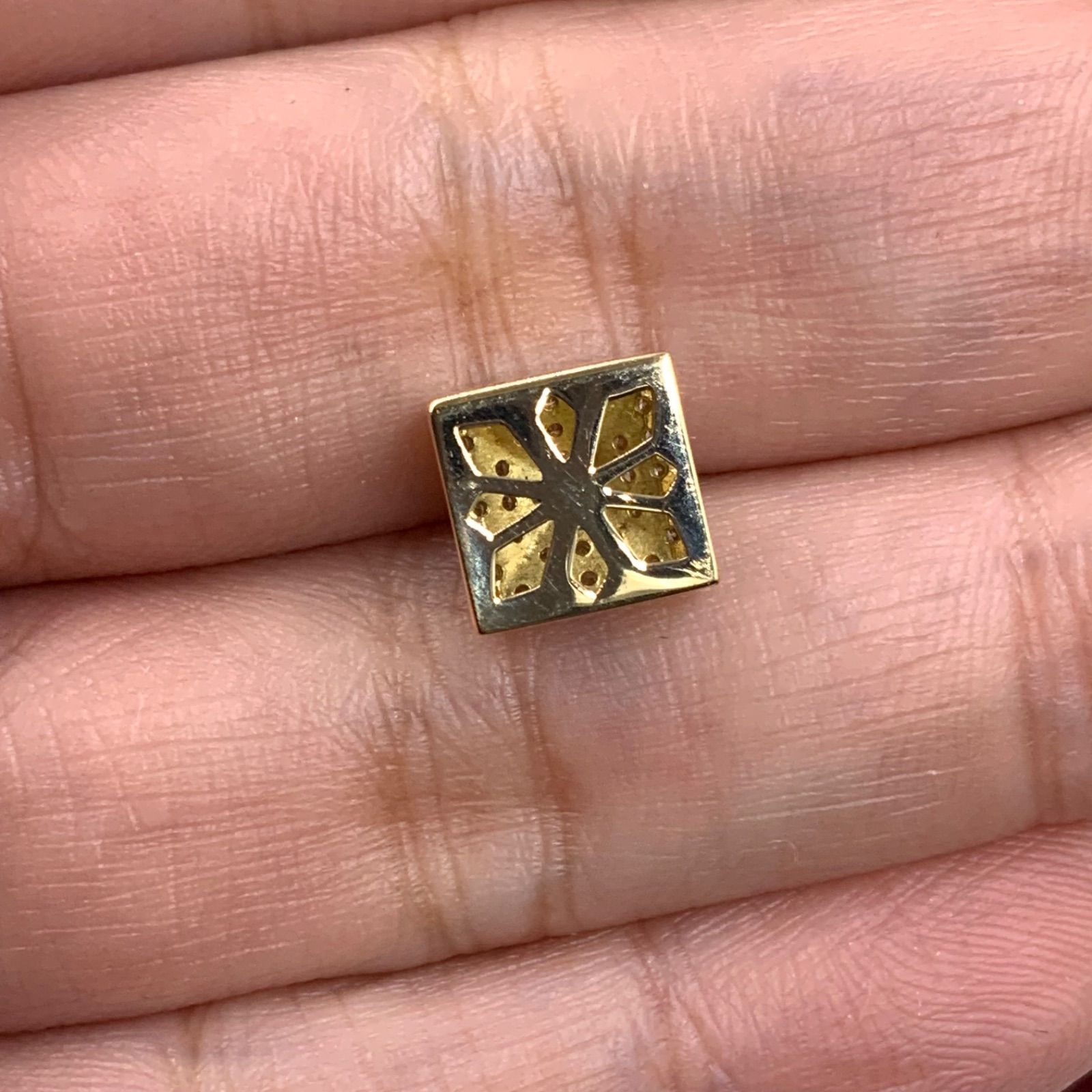 K18 キューブトップ ダイヤ0.2ct 1.5g 【公式通販】