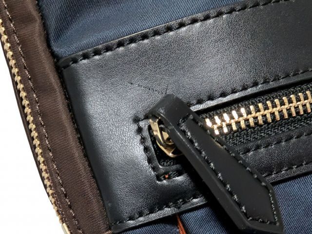 ポールスミス ショルダーバッグ ボディバッグ クロスボディ 紺