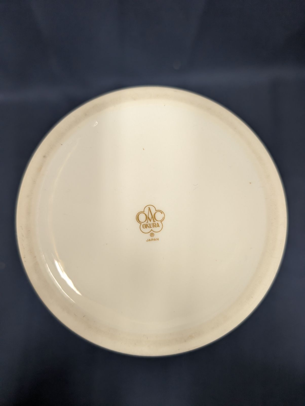 大倉陶園 雲鶴鯉花模様 金彩 花瓶 - メルカリ