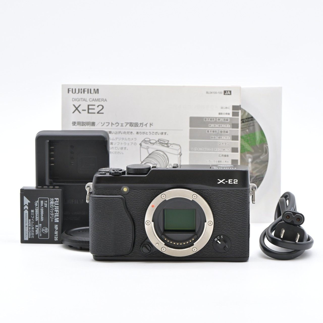 富士フイルム X-E2 ブラック 中古品 FUJIFILM フジフイルム X-E2 ブラック ミラーレス一眼レフカメラ【中古
