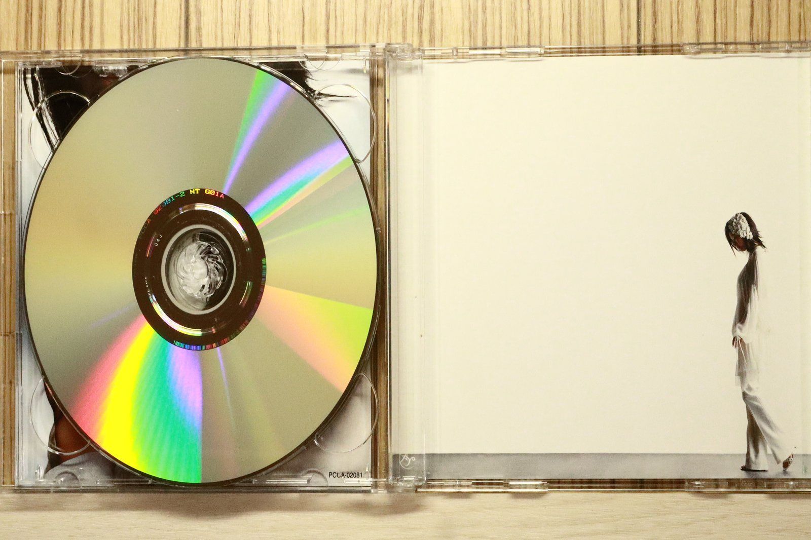 上戸彩 ウソツキ 直筆サイン入り CD+DVD