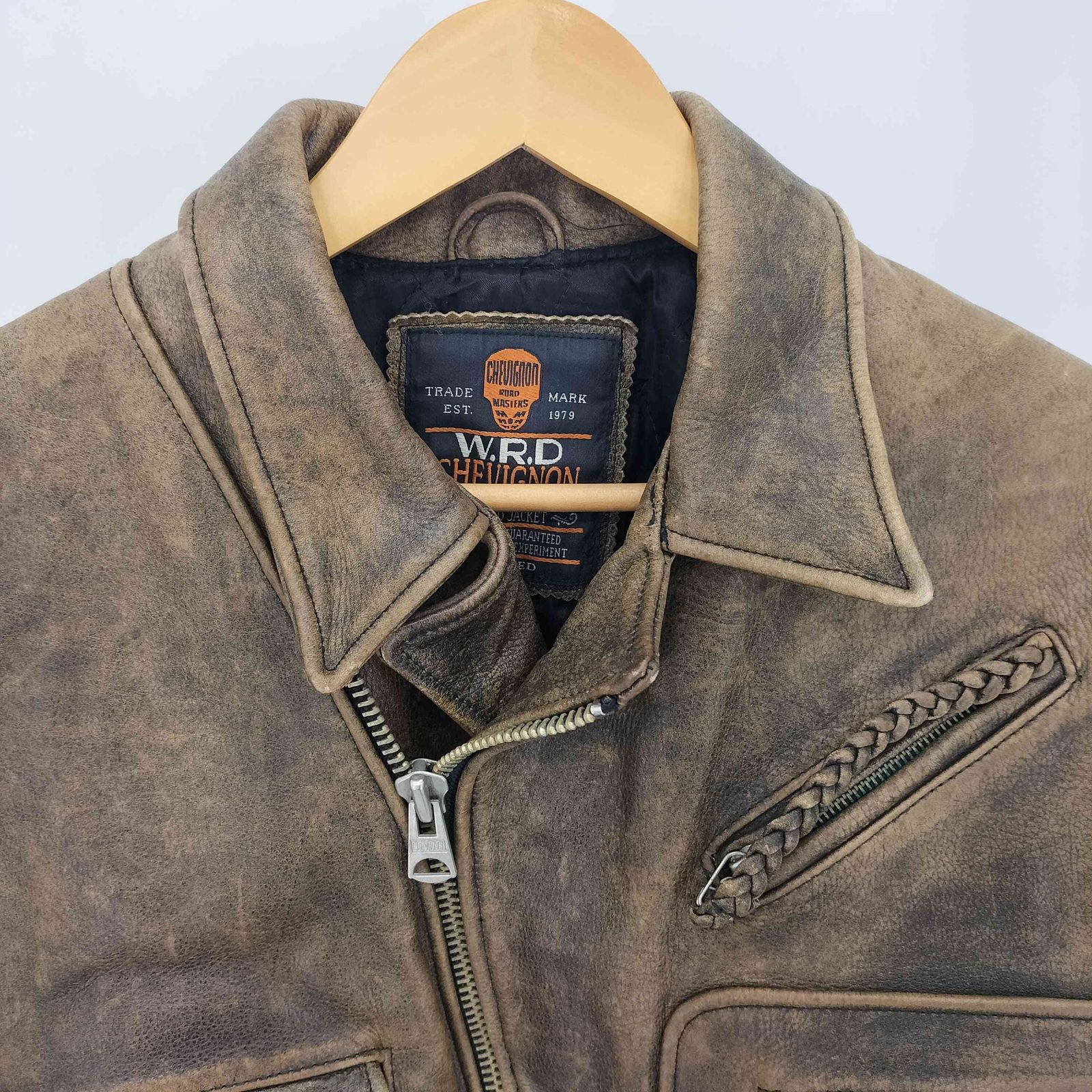 シェビニオン CHEVIGNON 00S W.R.D カウレザー クロップド ライダース