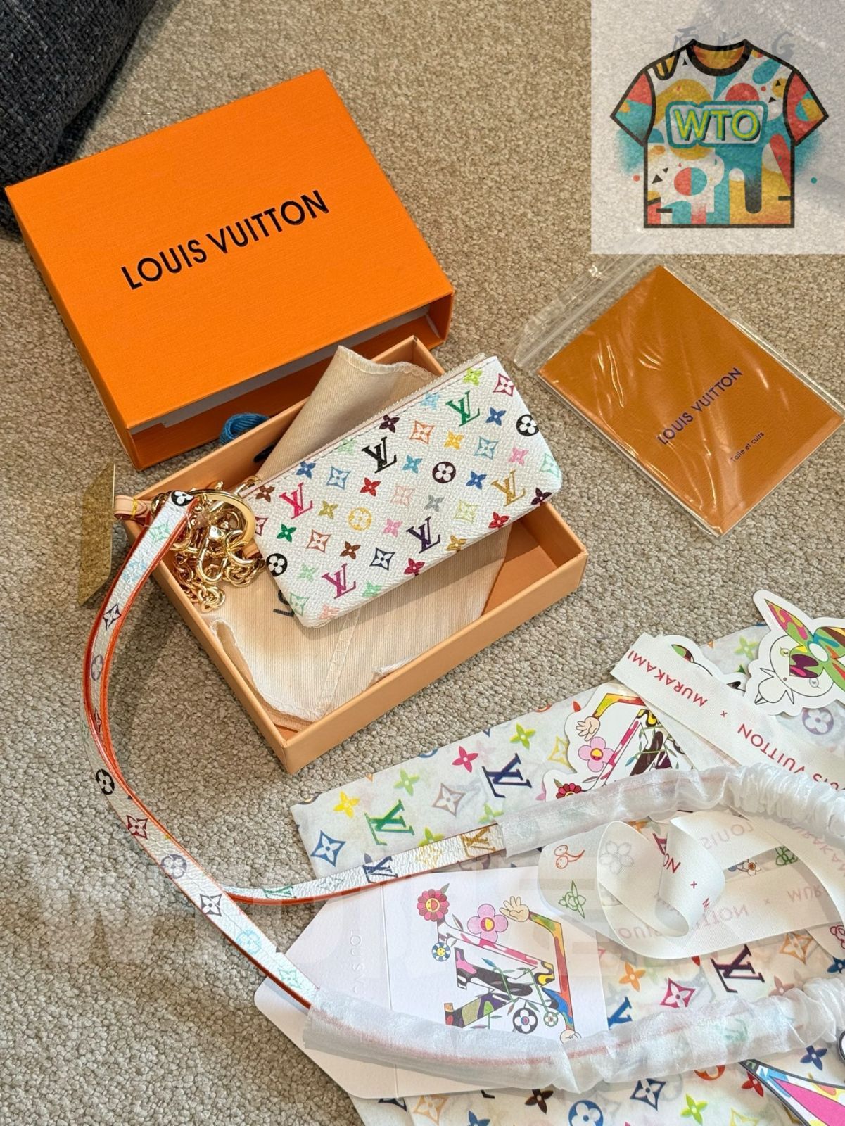 レア！LOUIS VUITTON レインボー キーホルダー新品未使用 org.jpg レア