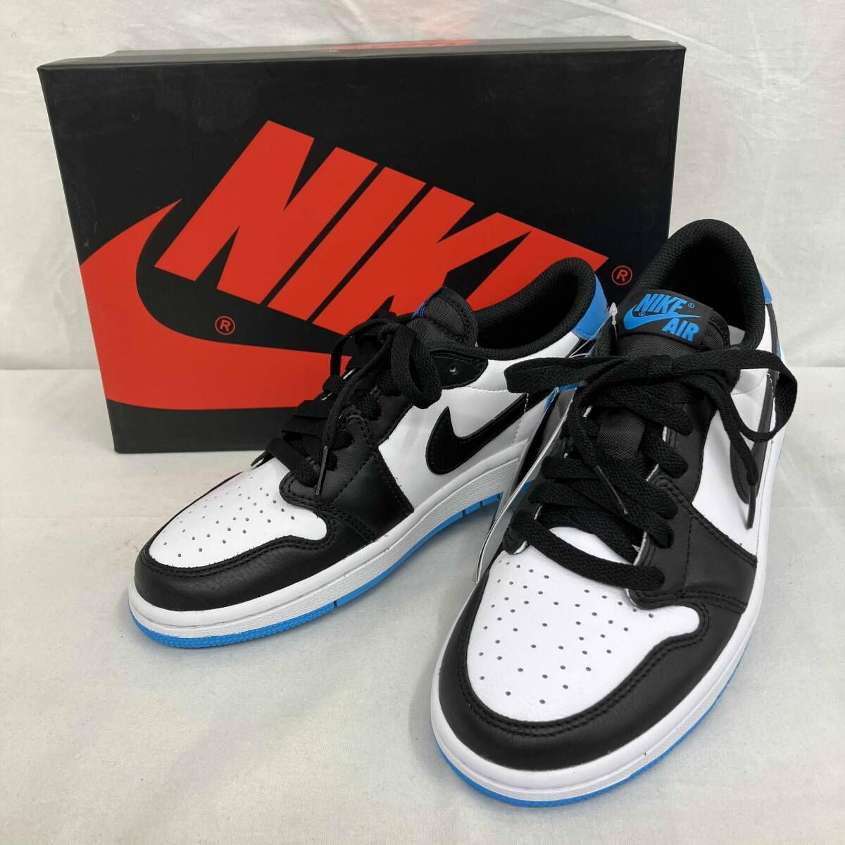 Nike WMNS Air Jordan 1 Low OG/CZ0775-104 Black and Dark Powder 