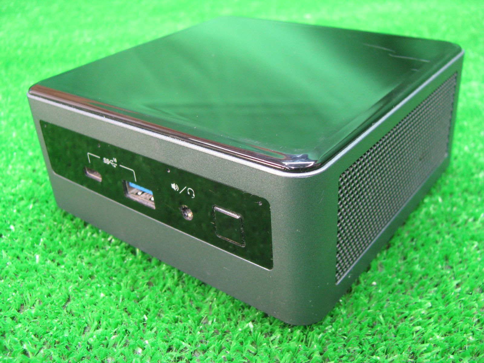 R 1892 Intel NUC BXNUC 10 i 7 FNH ミニPC