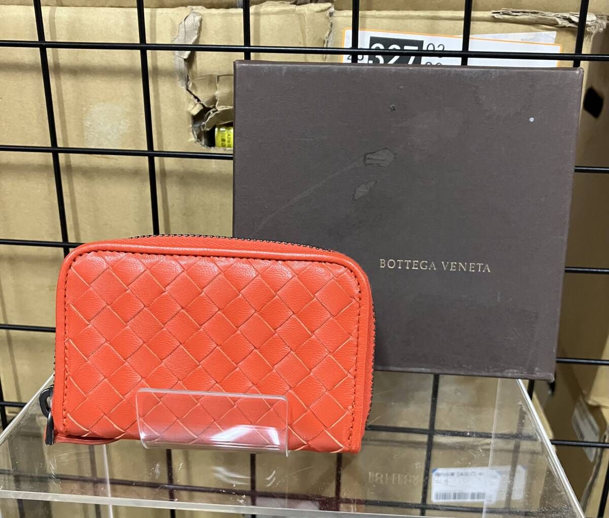 ショップ BOTTEGA VENETA ボッテガヴェネタ／イントレチャート 114075