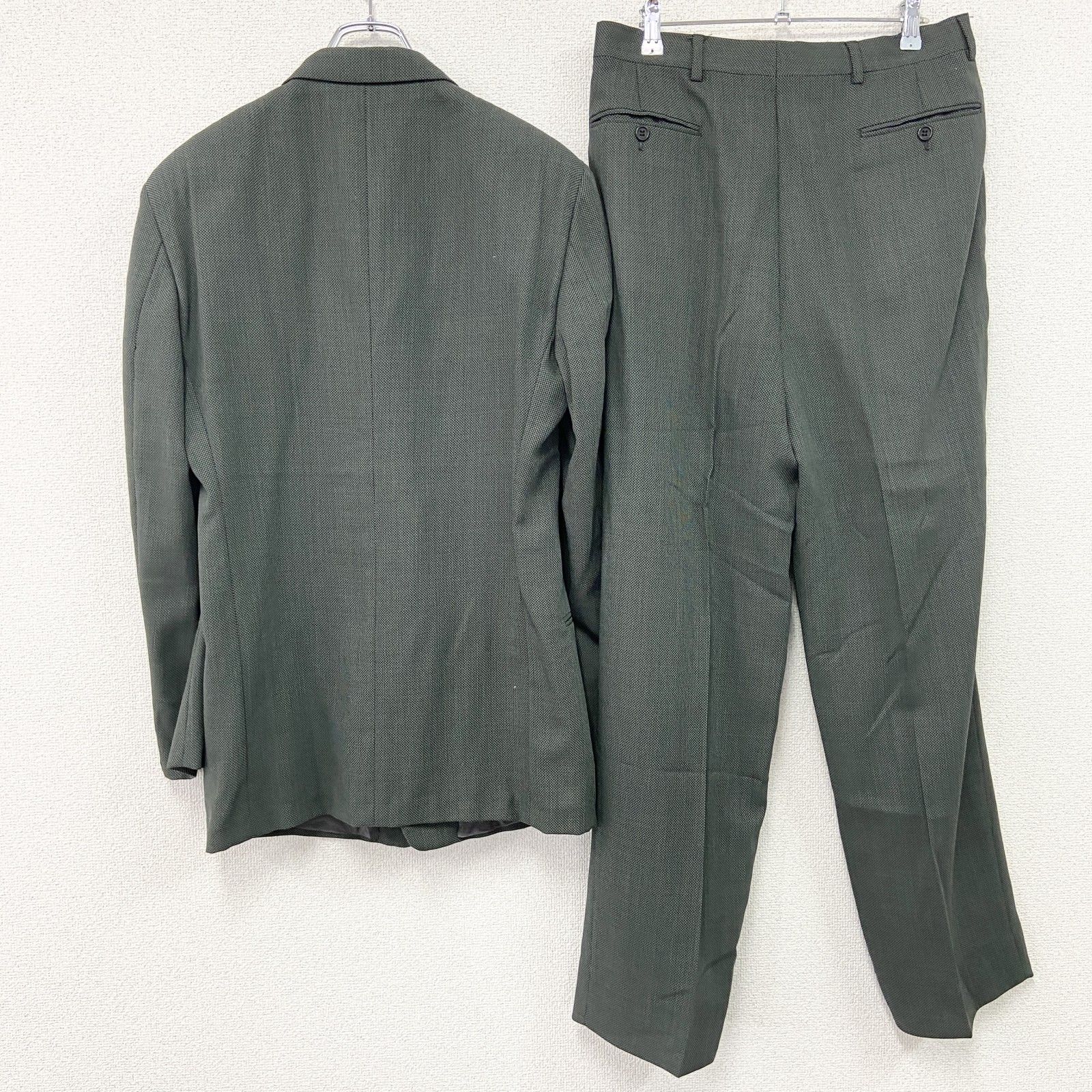 GIANNI VERSACE COUTUREのスーツです。ヴィンテージ物です！ GIANNI VERSACE COUTUREのスーツです。ヴィンテージ物です！ 90s