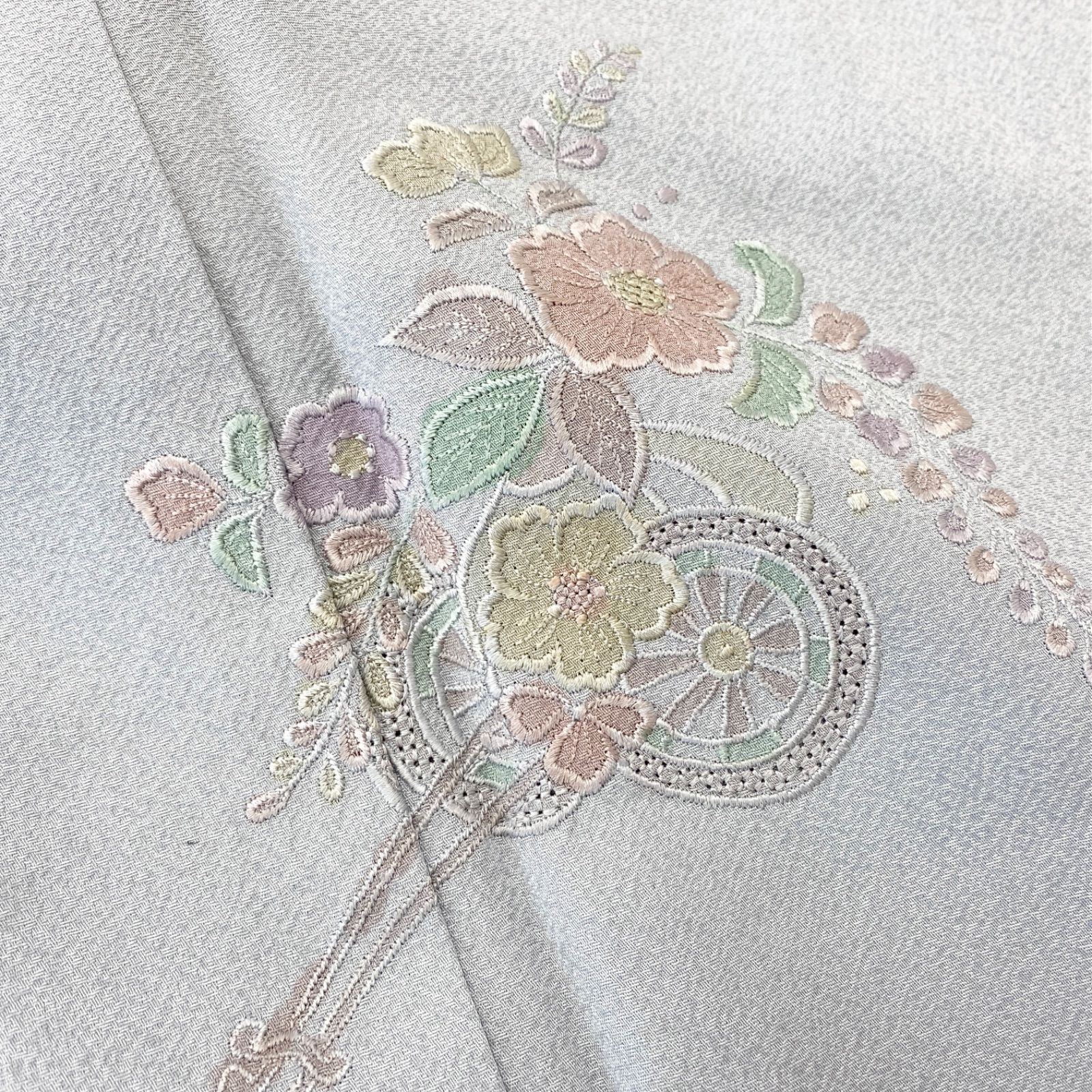 未使用品 逸品 上品 スワトウ刺繍 正絹 訪問着 K1060 - メルカリ