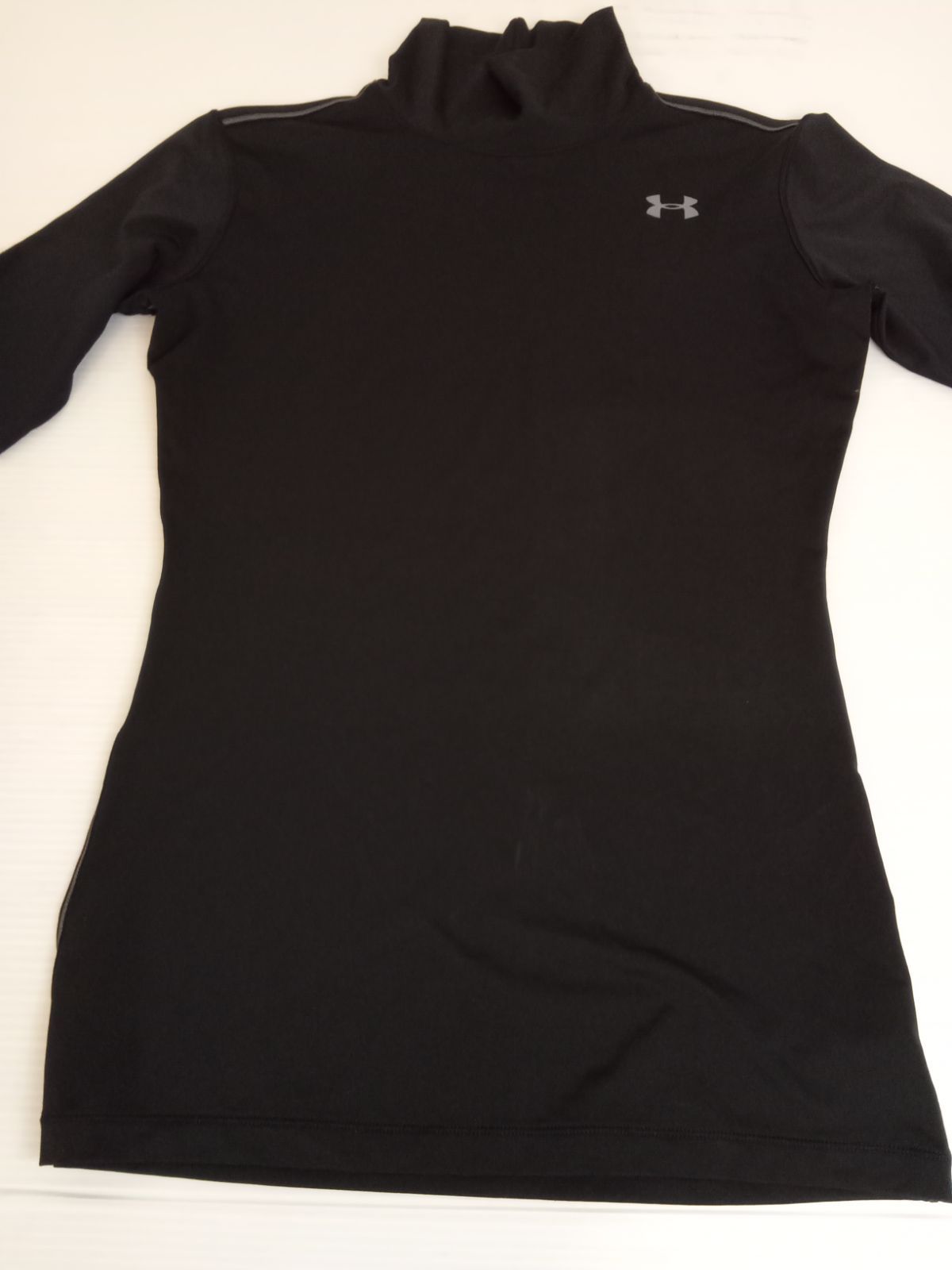 UNDER ARMOUR/アンダーアーマー 長袖 タートルネック 黒 【中古品