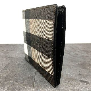 200 送料込み！ 未使用品 BURBERRY 二つ折り財布 チェック 箱付き