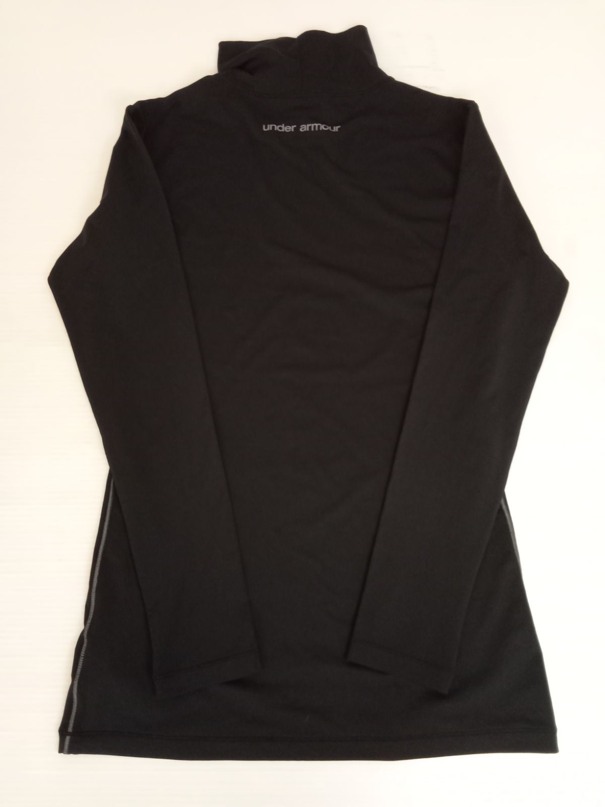 UNDER ARMOUR/アンダーアーマー 長袖 タートルネック 黒 【中古品