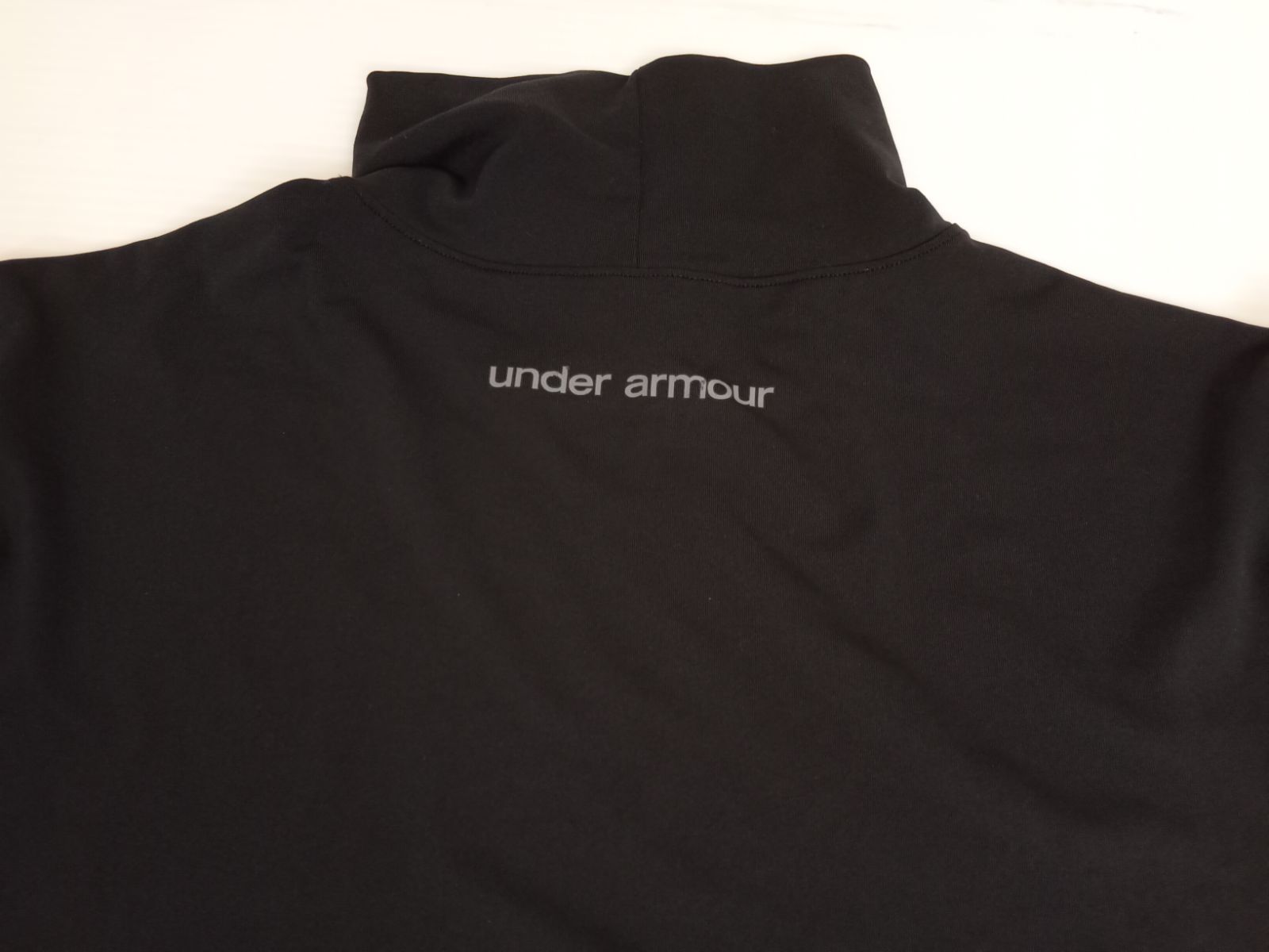 UNDER ARMOUR/アンダーアーマー 長袖 タートルネック 黒 【中古品