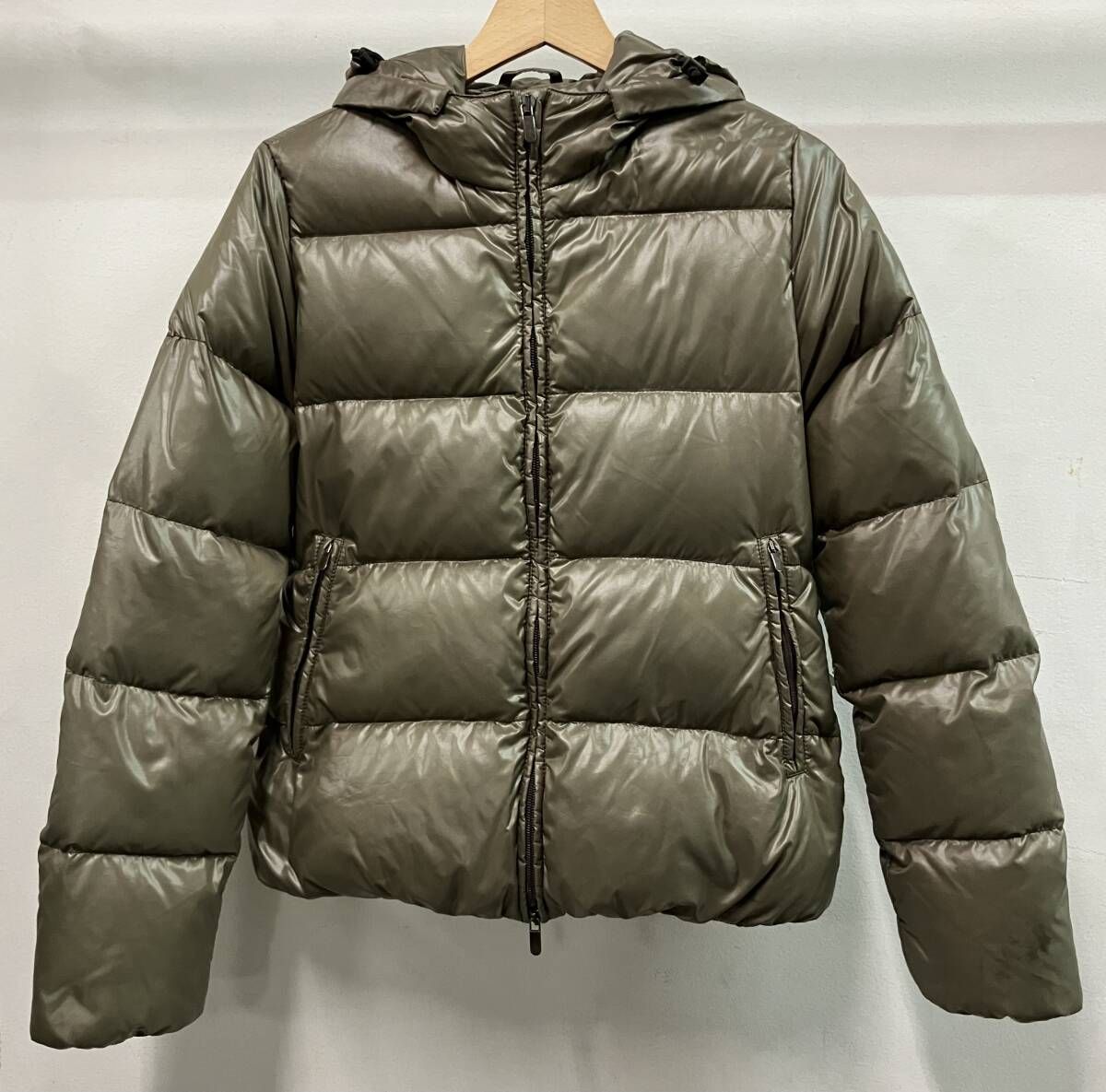 DUVETICA デュベティカadhara ダウンジャケット カーキ サイズ40