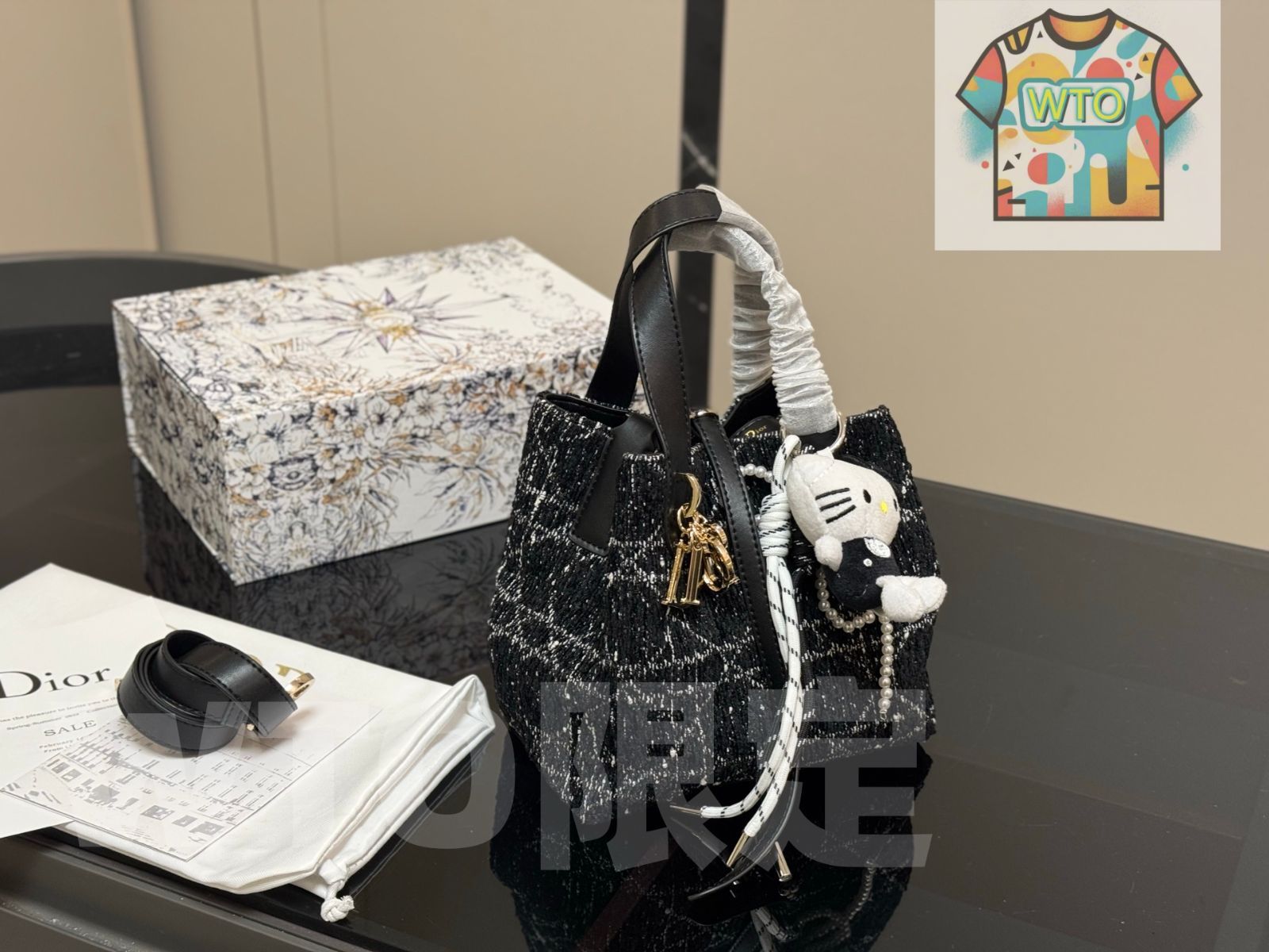 ディオール　中ショッパー150 今日特価】Dior Medium Toujours Shopping Bag ディオール ミディアム