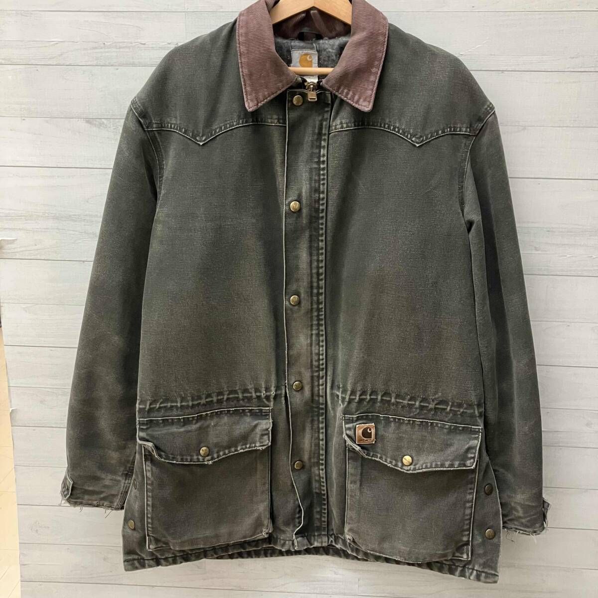 【Carhartt】鬼フェード バーンコート ダックジャケット オリーブ XL Carhartt】鬼フェード バーンコート ダックジャケット オリーブ XL