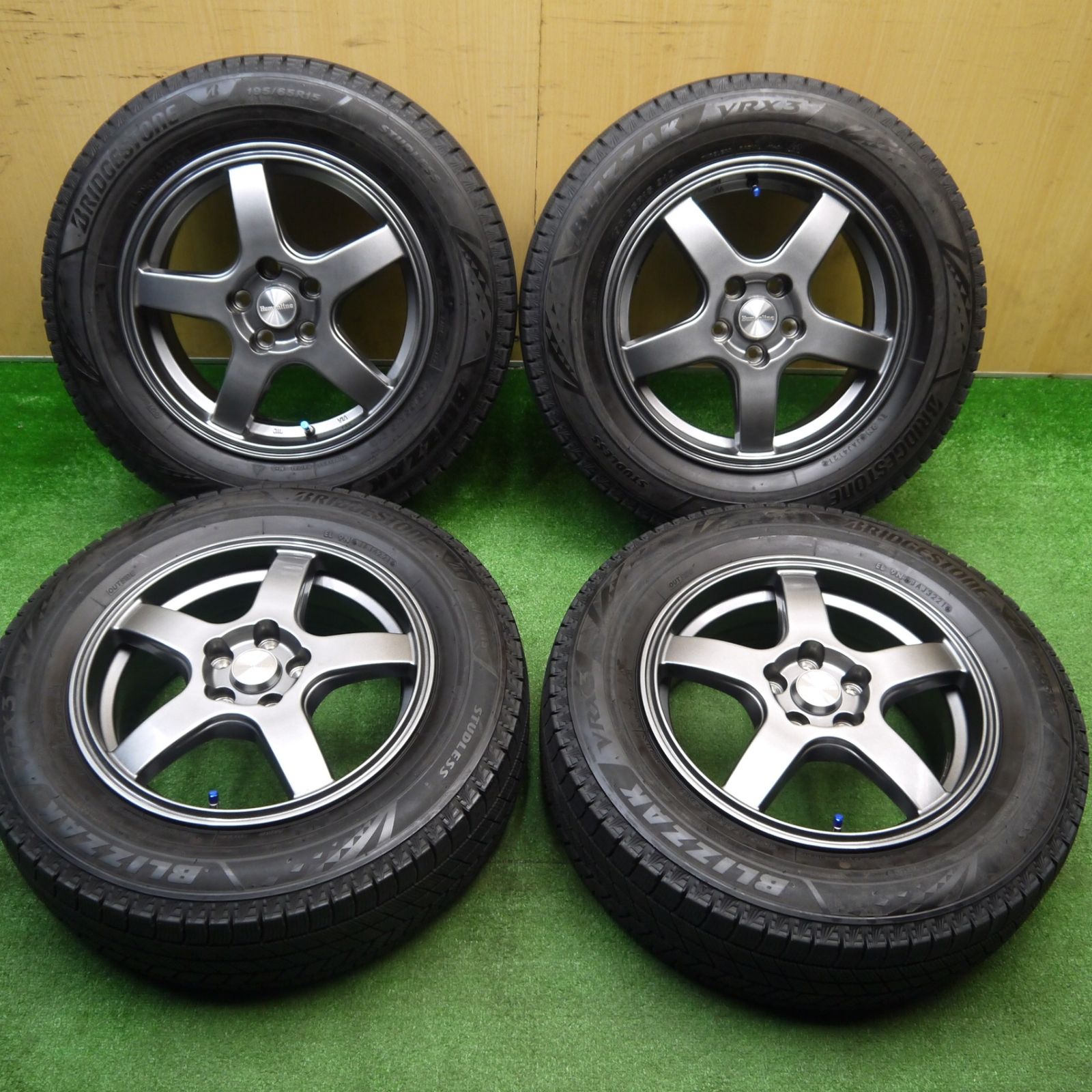バリ溝！21年！キレイ！9.5分☆プリウス 等 195/65R15 スタッドレス