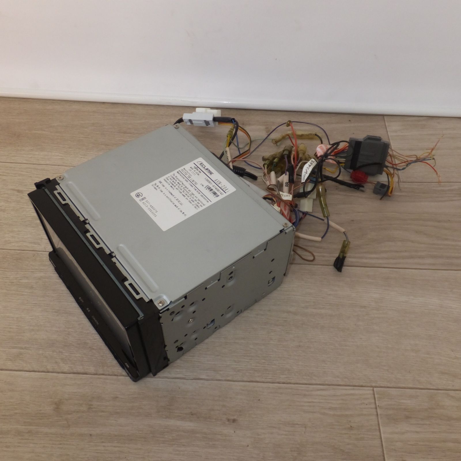 イクリプス　AVN-LS04W 新品　未開封　未使用品 イクリプス AVN-LS04W 新品 未開封 未使用品 イクリプス ナビAVN-LS04W