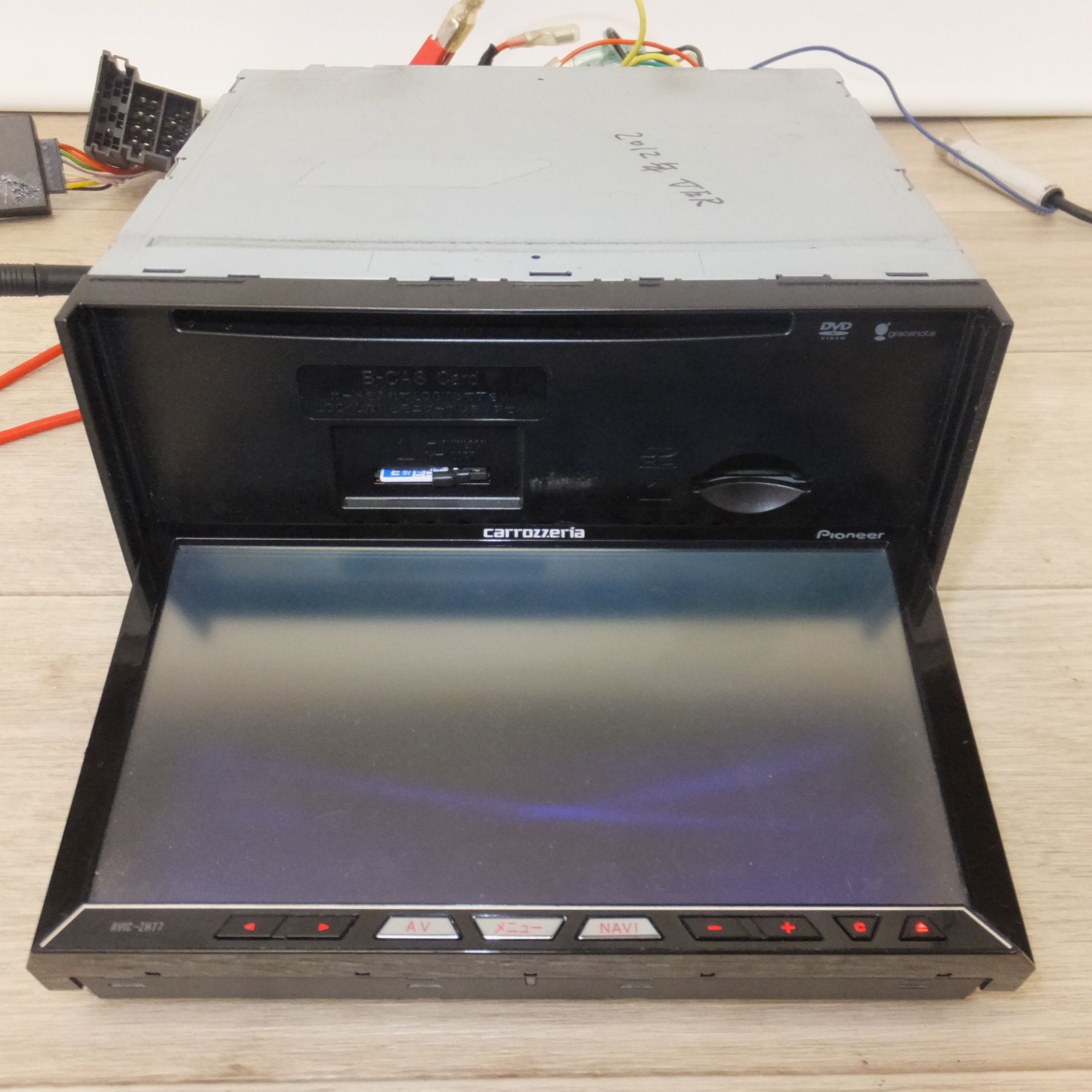け*ぢ様 カロッツェリア AVIC-ZH77 中古ナビ CD/DVD/Bluet AVIC-ZH77、故障、分解、点検。DVD/CDディスク入らない、モニター開い