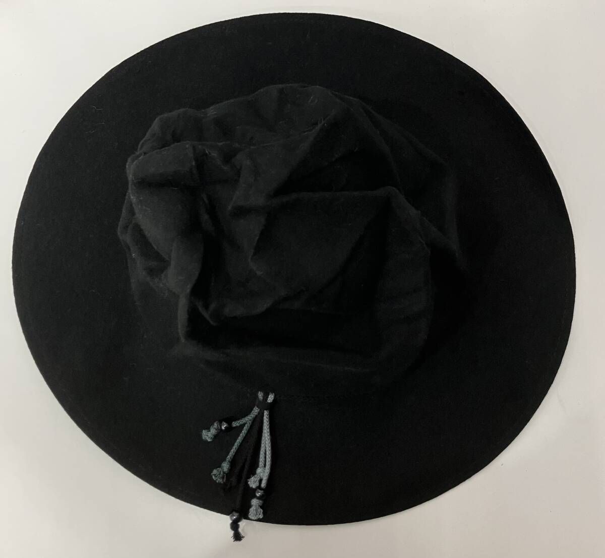 新品　CA4LA カシラ　クロッシェ　黒のウールフェルトハット CA4LA カシラ フェルトハット