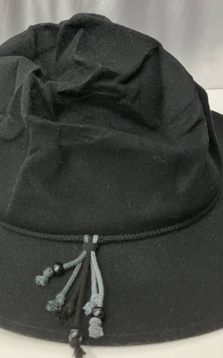 新品　CA4LA カシラ　クロッシェ　黒のウールフェルトハット 新品 CA4LA カシラ クロッシェ 黒のウールフェルトハット B.C W