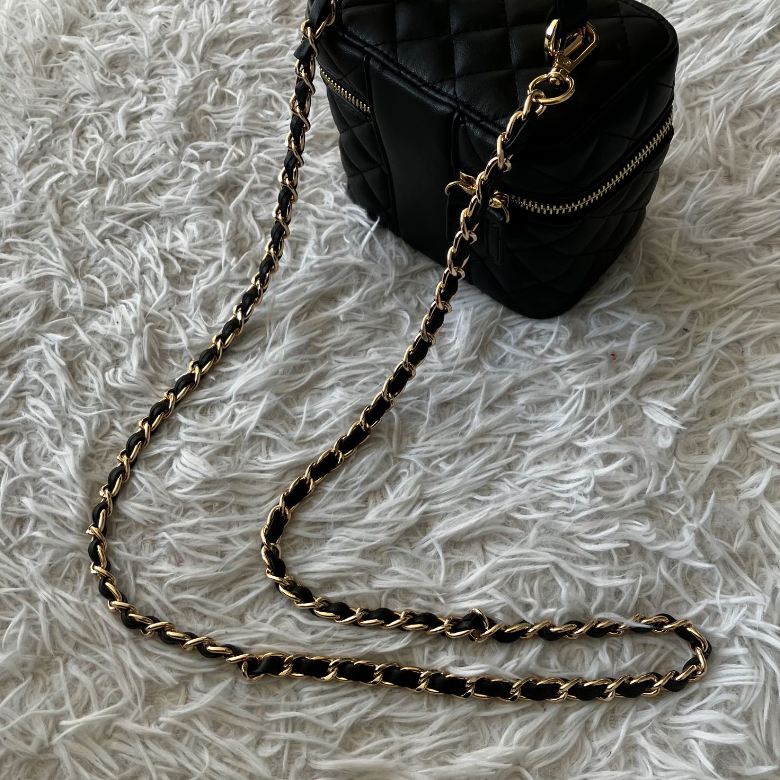 Darich キルティングスクエアミニバッグ　チェーン　バッグ シルバーパーツ】キルティングスクエアミニバッグ – Darich (ダーリッチ)