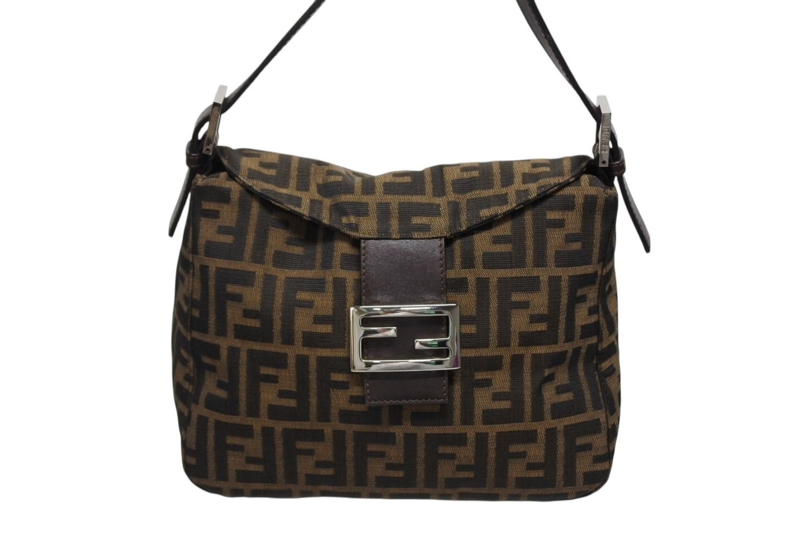 美品★FENDI フェンディ　マンマバケット　ワンショルダー　ズッカ FENDI】フェンディ『ズッカ柄 マンマバケット』26325 レディース