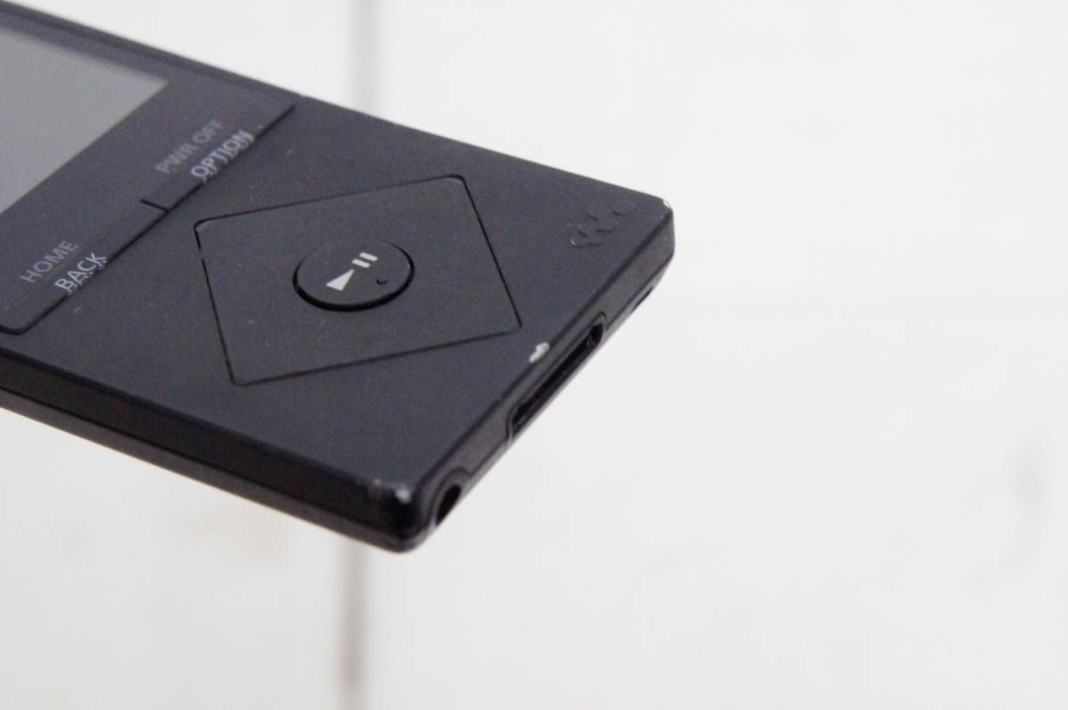 中古】SONYソニー ポータブルオーディオプレーヤー Walkman