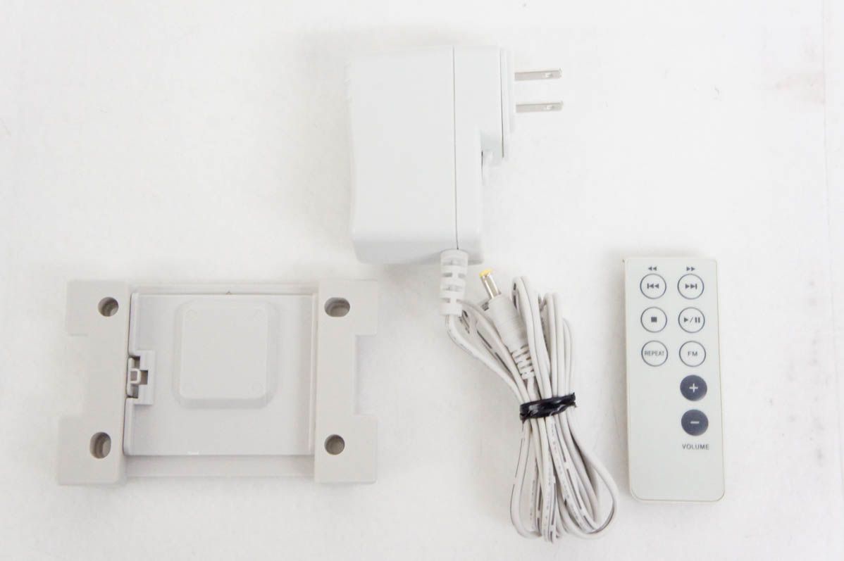 無印良品 CPD-4 壁掛式CDプレーヤー 壁掛CDプレーヤー 白 FM対応で快適