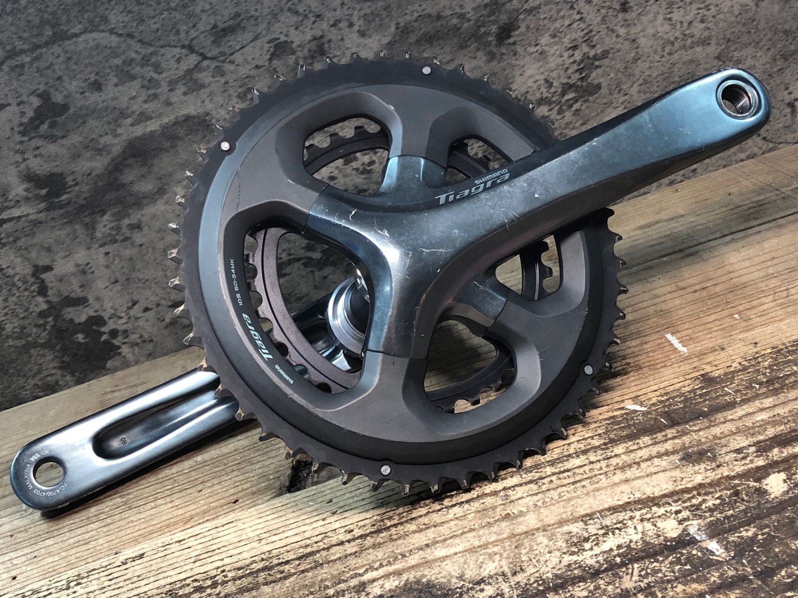 JJ274 シマノ SHIMANO ティアグラ Tiagra FC-4700 クランクセット