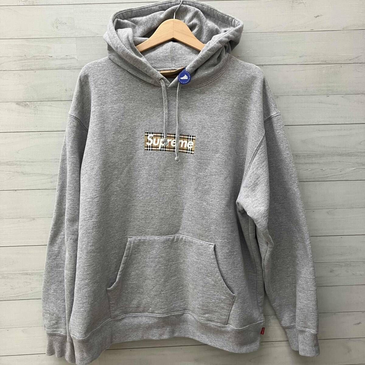 supreme×burberry パーカー XLサイズ Supreme Burberry Box Logo Hooded Sweatshirt (SS22) - $198