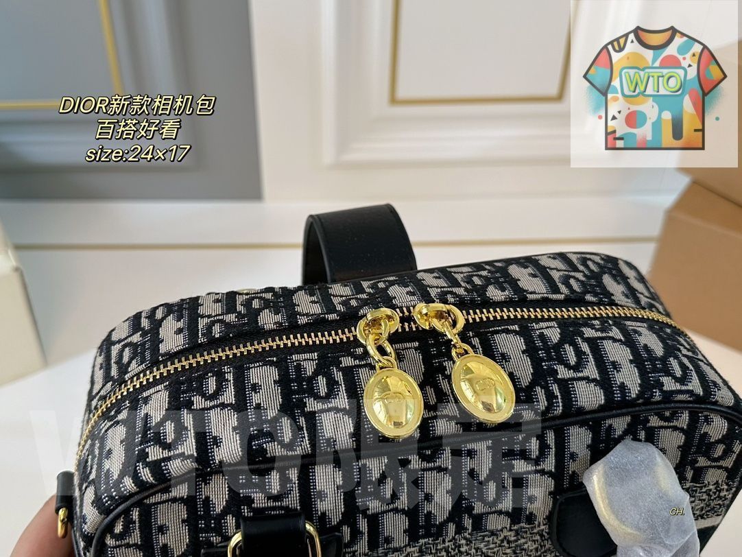 Dior モノグラム カメラバッグ ショルダーバッグ DIORディオールの新作カメラバッグ、ハンドバッグ、、、バックパック
