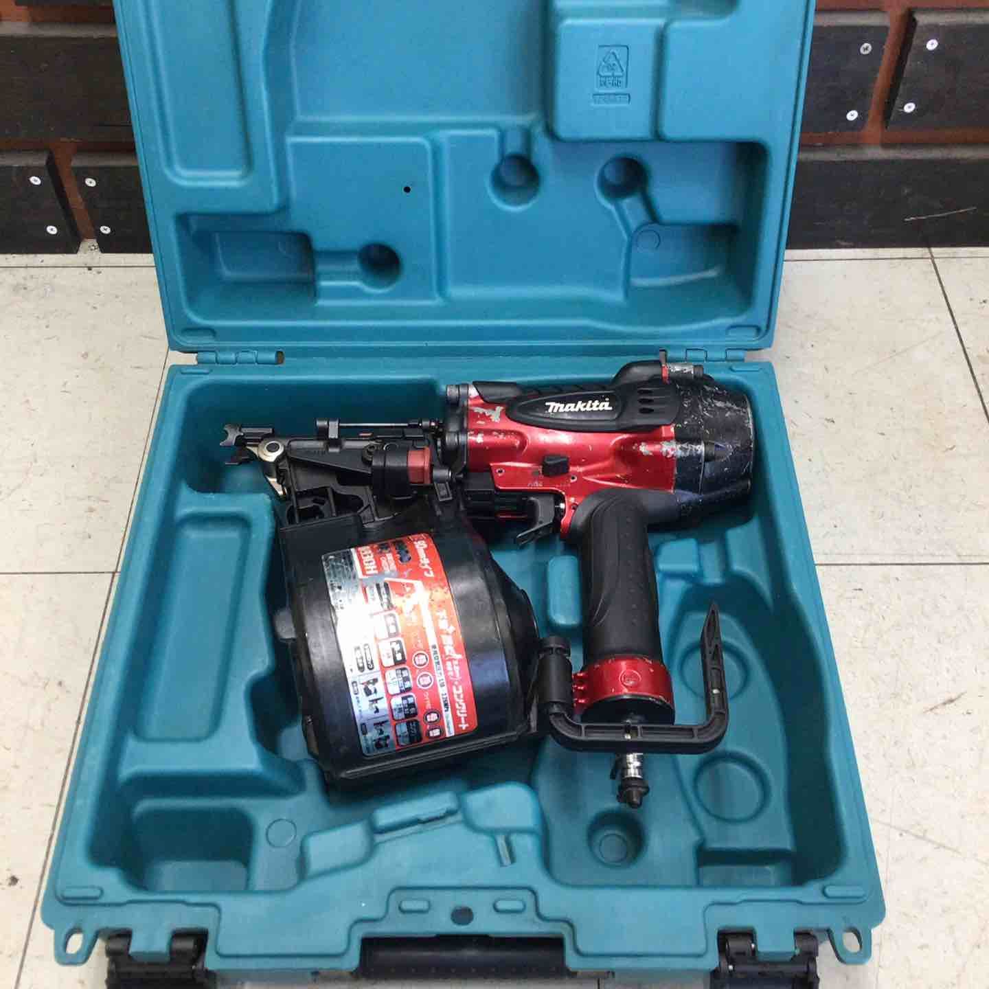 Makita 釘打機 AN930H 90mm 品】 マキタ/makita 高圧エア釘打ち機 