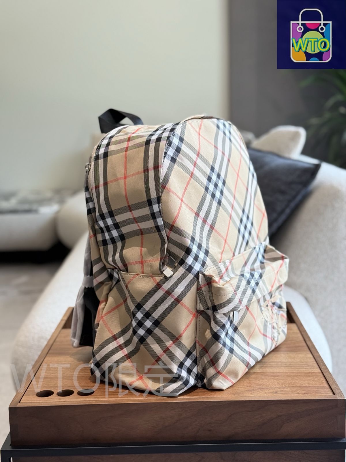 今日特価】Burberry バーバリー バックパック 大容量でシグネチャー