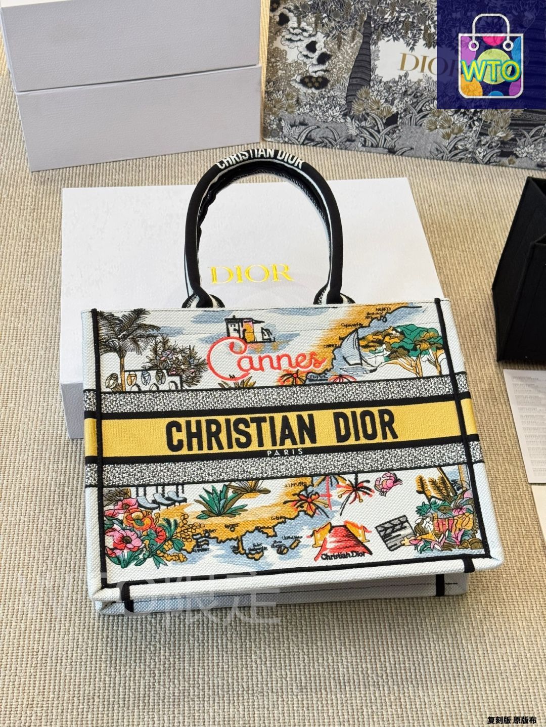 今日特価】Dior ディオール 25SSブタフライ刺繍ブックトートバッグ