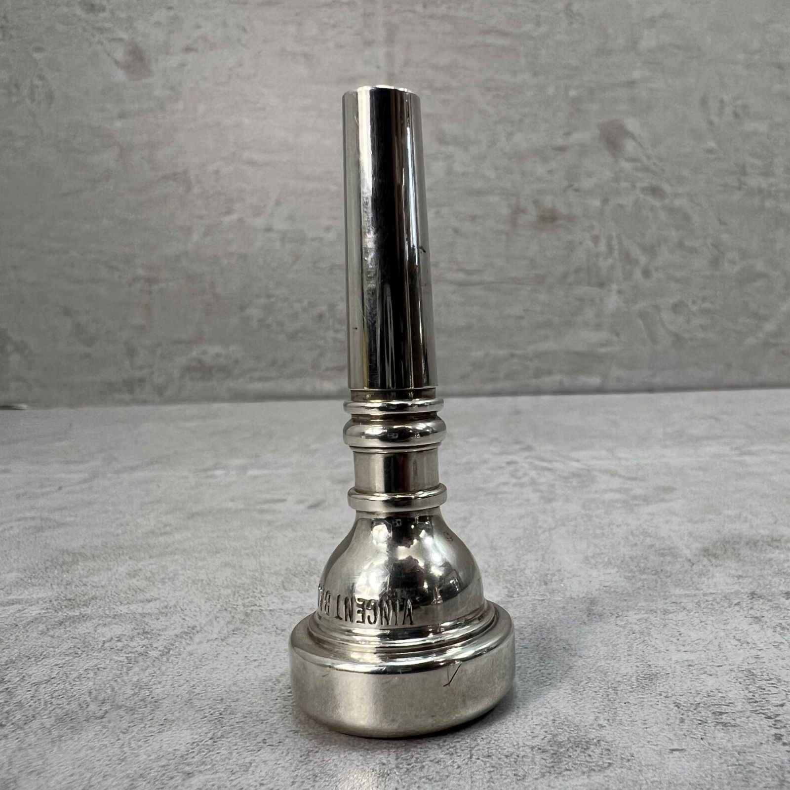 Vincent Bach Corp コルネット用マウスピース 7C 銀メッキ シルバー