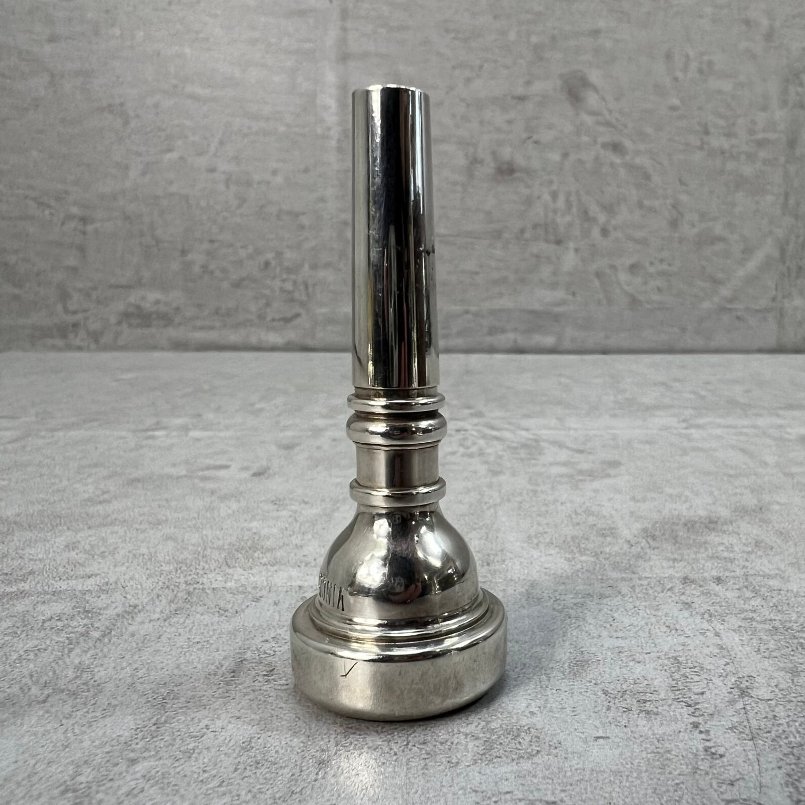 Vincent Bach Corp コルネット用マウスピース 7C 銀メッキ シルバー