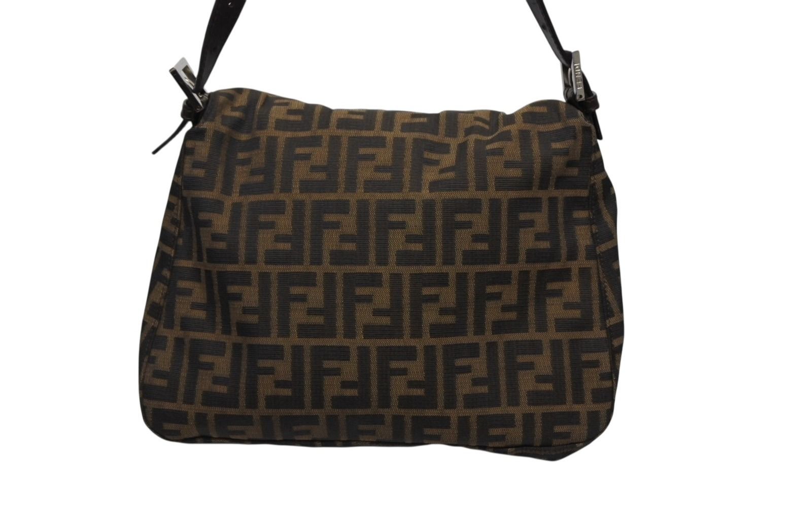 FENDI フェンディ マンマバケット ワンショルダーバッグ ズッカ柄