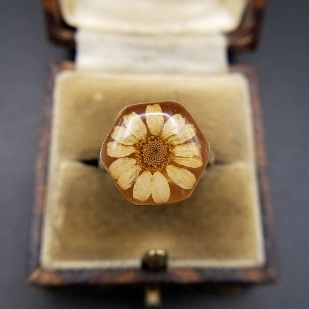 専用　米国製　vintage セルロイド　ハートシェイプ　リングケース　フラワー 専用 米国製 vintage セルロイド ハートシェイプ リングケース