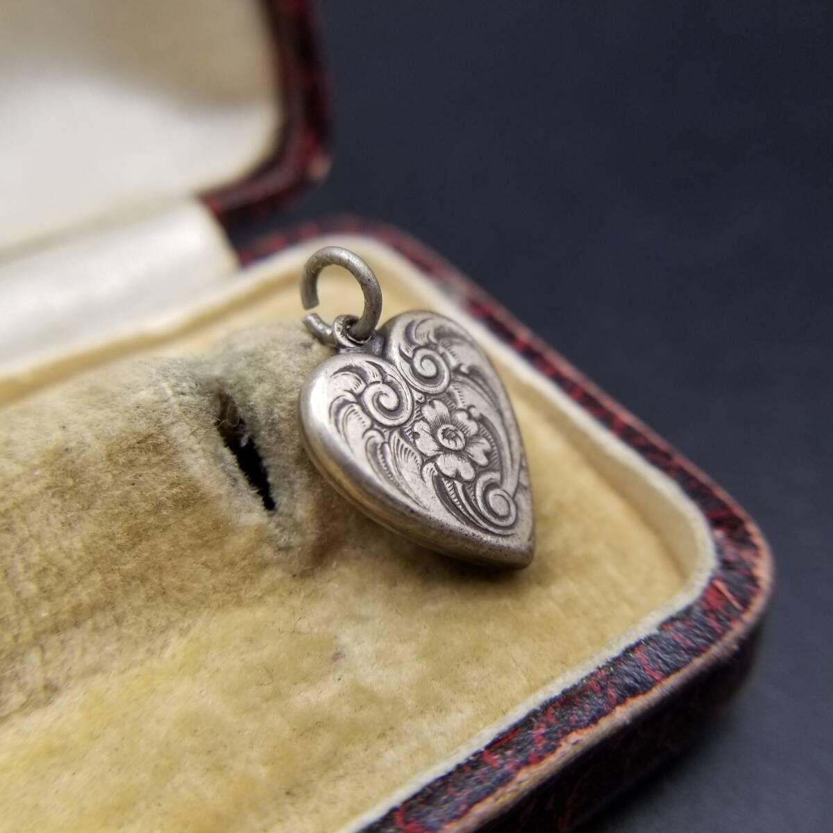 WWII期 ヴィンテージ スウィートハートジュエリー アールヌーヴォー 花