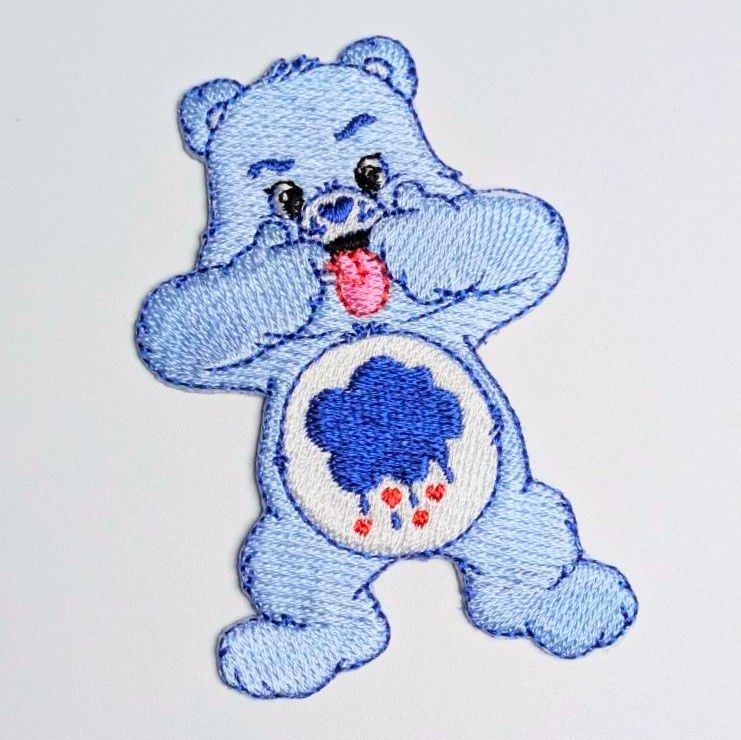 送料無料！ ☆刺繍アイロンワッペン☆【 Care Bears（ ケアベア