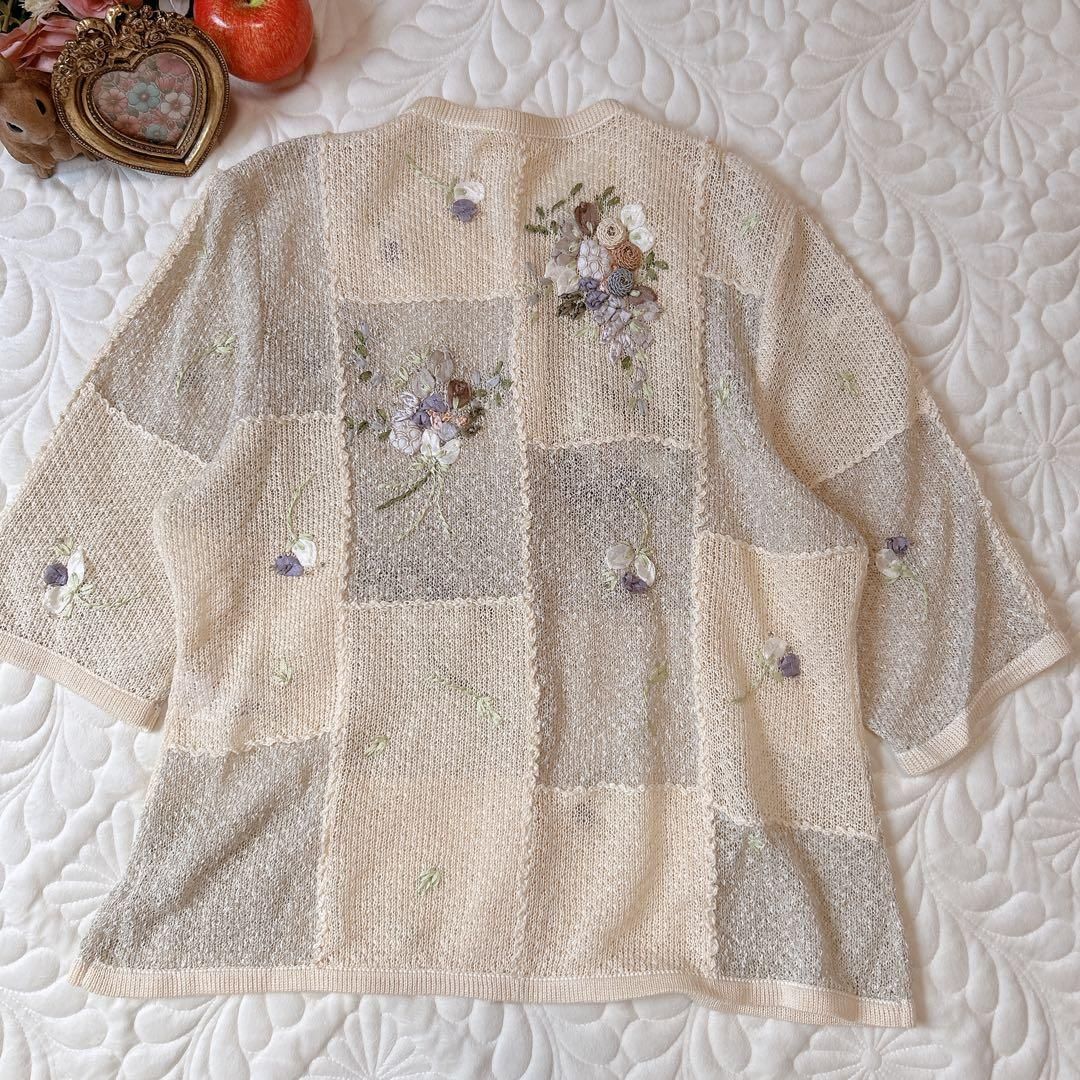 アトリエサガン 立体お花モチーフ リネン 夏 カーディガン ベージュ系