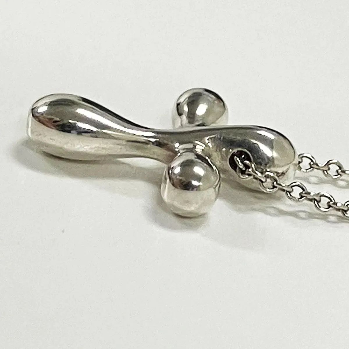 TIFFANY&Co. ティファニー スモールクロス ネックレス 925 - メルカリ