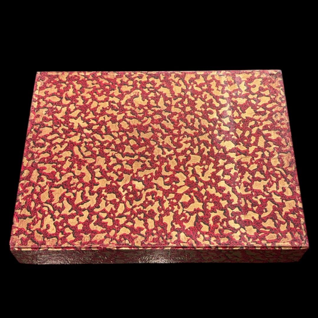 中国骨董 漆器のような光沢 桃核 アンティーク 収集品 コレクション 中国骨董 漆器のような光沢 桃核 アンティーク 収集品 コレクション