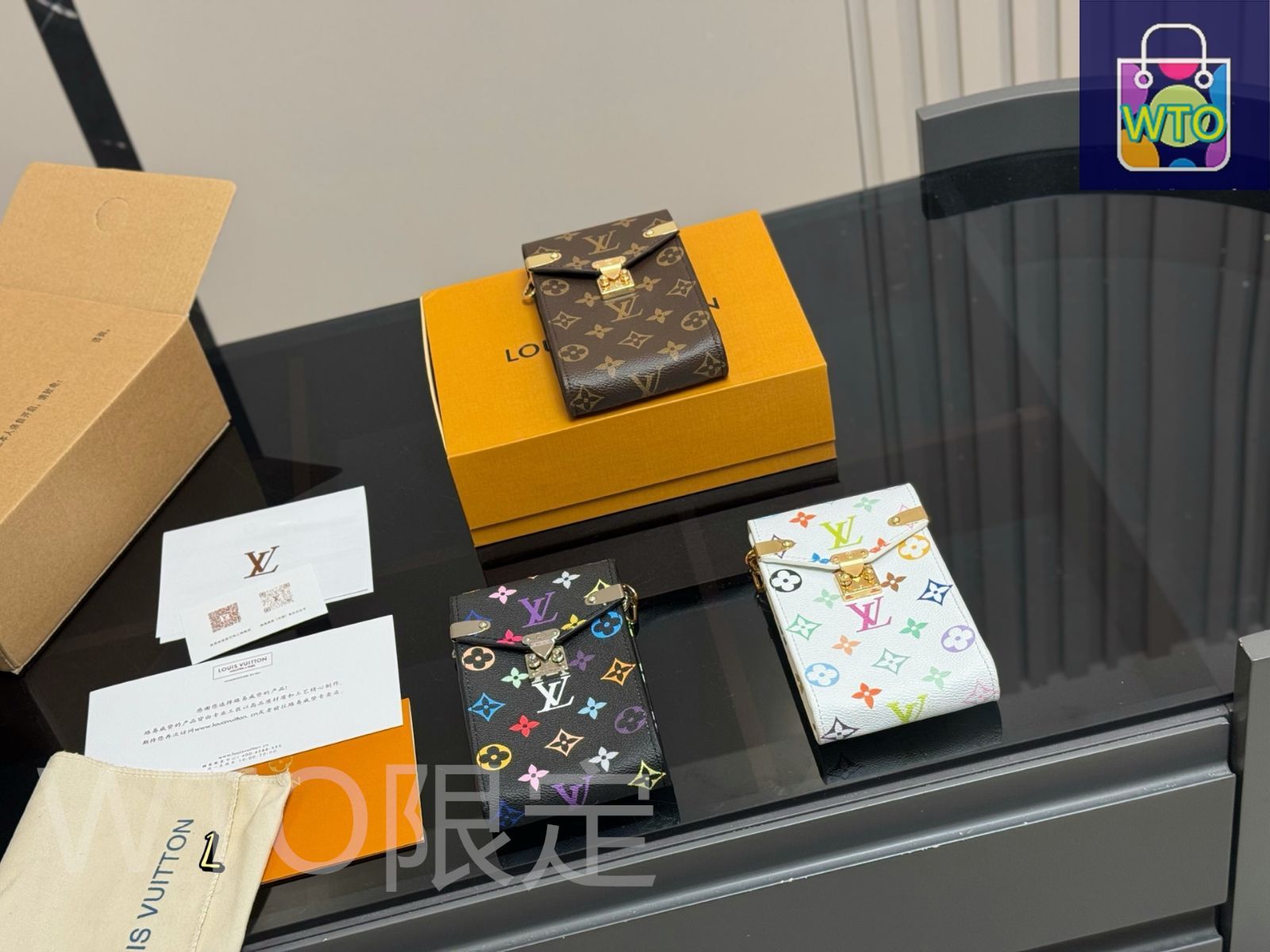 ルイヴィトン　財布箱　携帯ケース箱　20箱　リボン 今日特価】Louis Vuitton ルイ・ヴィトン 折りたたみ式ボックス付き